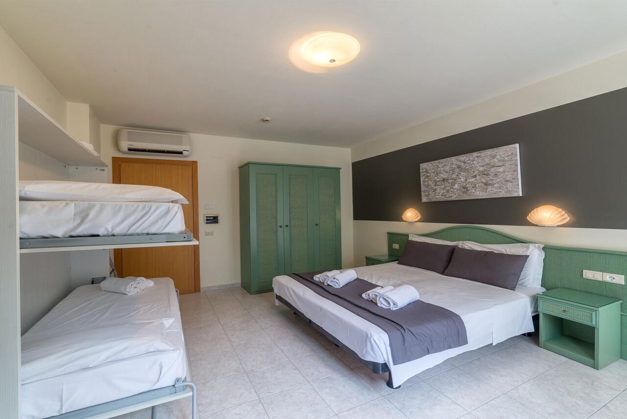 Hotel Airone (Adults Only) Bibione Exterior foto