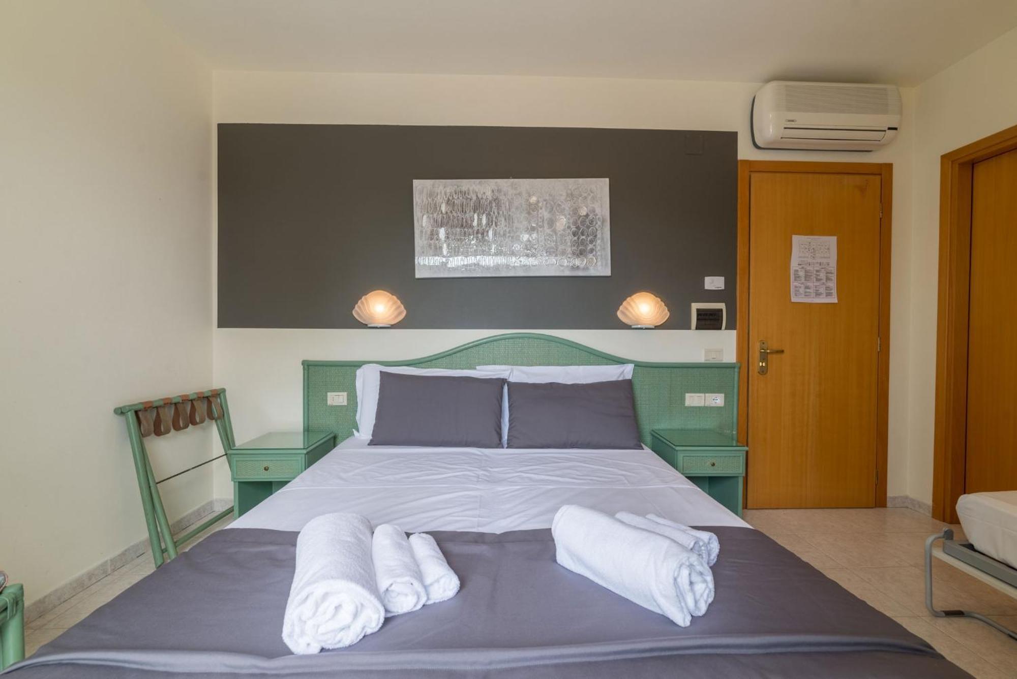 Hotel Airone (Adults Only) Bibione Exterior foto